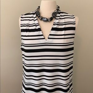EUC Ann Taylor Sleeveless Top Sz L
